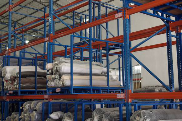 Custom Heavy-Duty Warehouse Racking