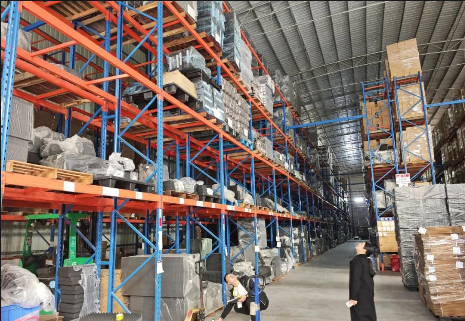 How to Choose Heavy-Duty Shelving That Meets Your Needs?