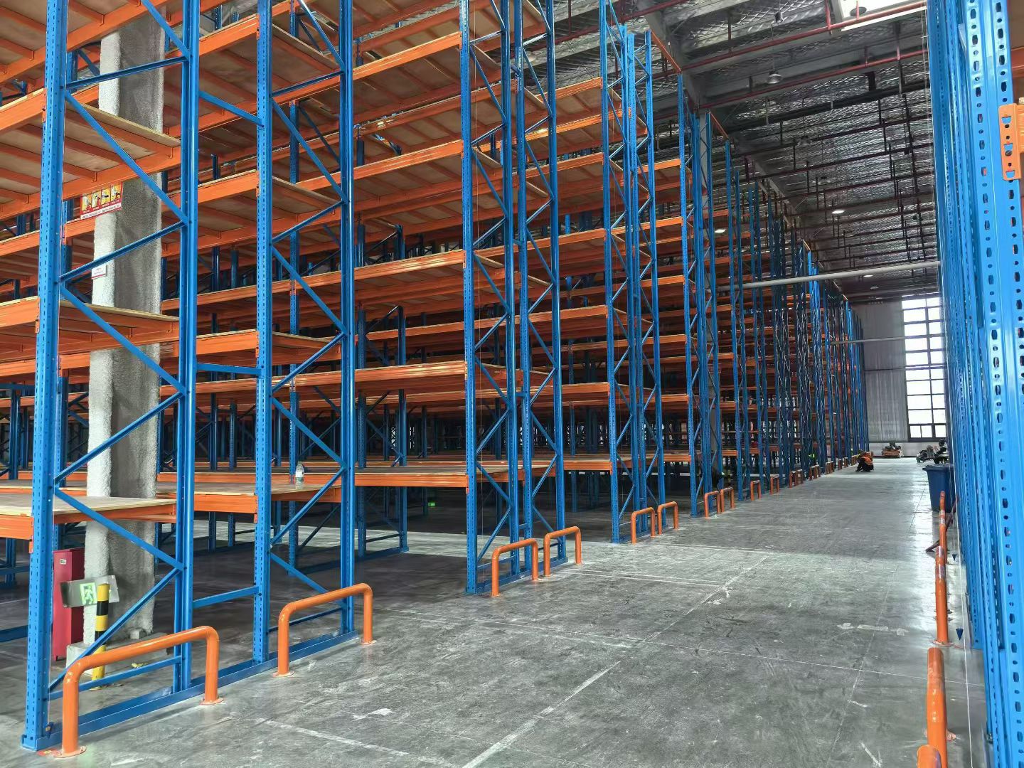 How to Choose Heavy-Duty Storage Racking for Your Space