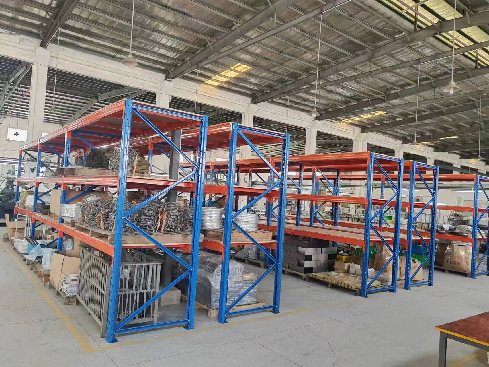 How to Maximize Storage Space with Heavy Duty Metal Shelving