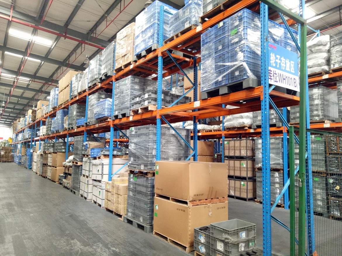 What Are the Advantages of Heavy Duty Pallet Racking