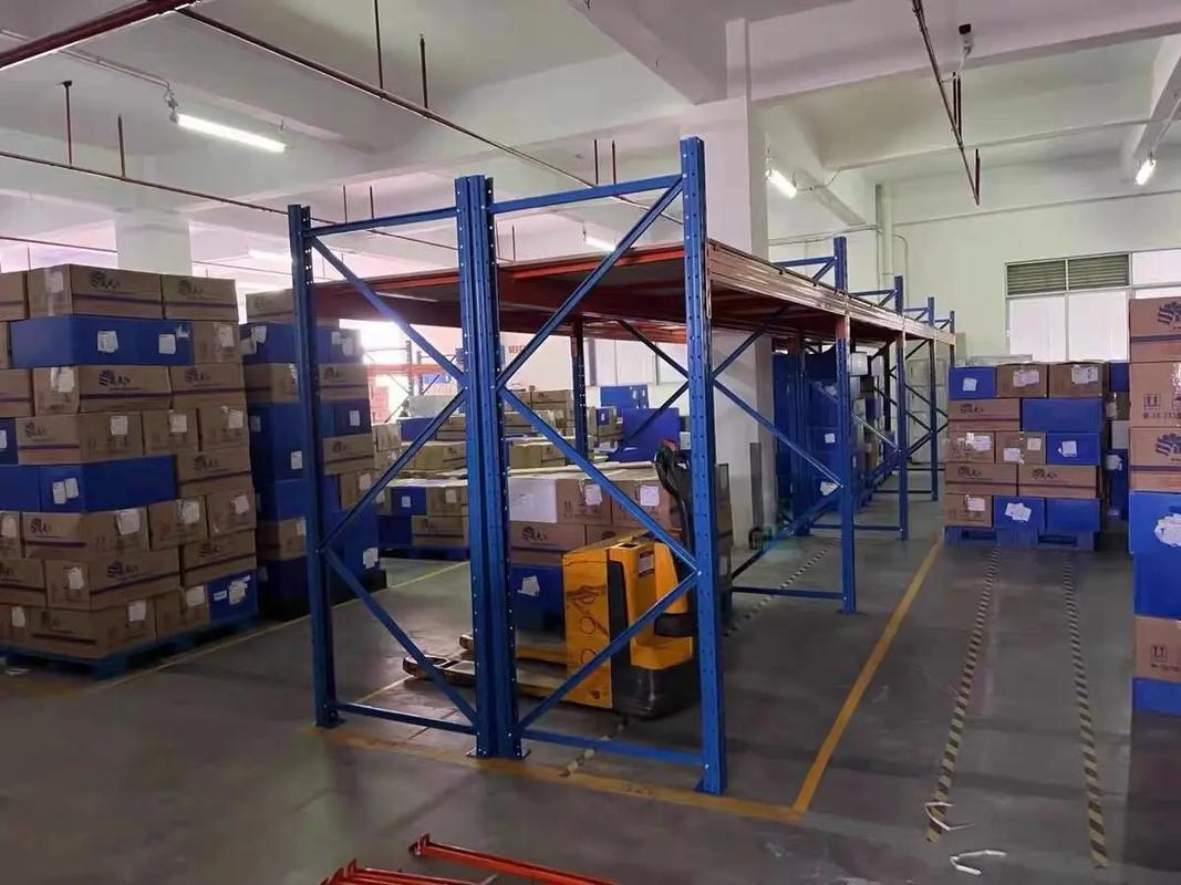 Heavy Duty Metal Shelving vs Pallet Racking: Which Is Better