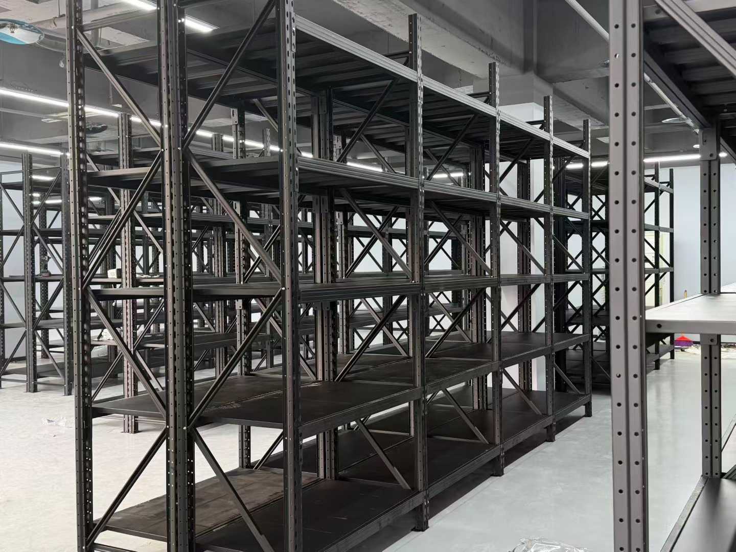 What Is the Best Heavy Duty Warehouse Shelving for Industrial Storage