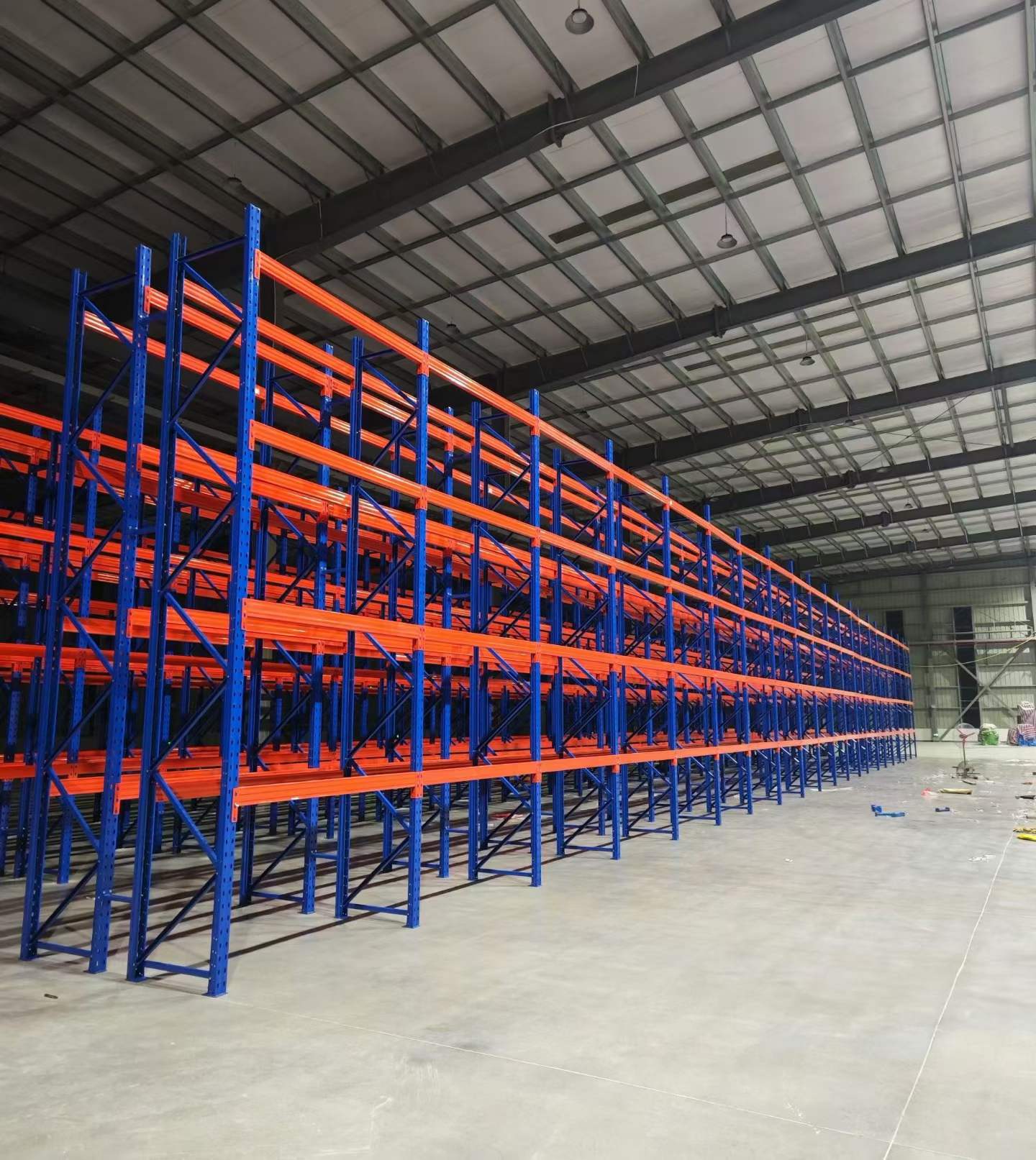 What Are the Benefits of Heavy Duty Industrial Shelving